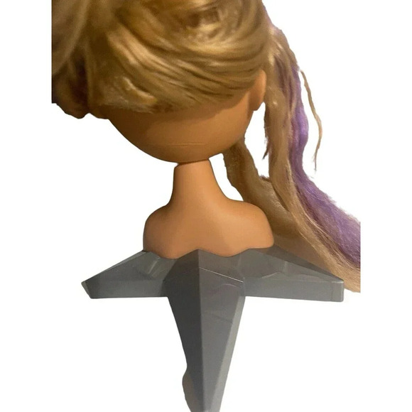 Bratz TWISTY STYLE STYLING HEAD YASMIN DOLL  FUNKY FASHION MAKEOVER 2002 - Picture 10 of 14